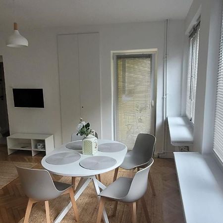 Fitmaison Apartment Ochota Varsavia Esterno foto